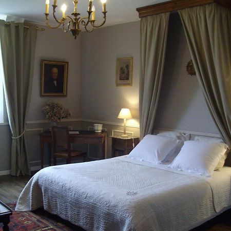 생말로 Manoir De La Baronnie B&B 외부 사진
