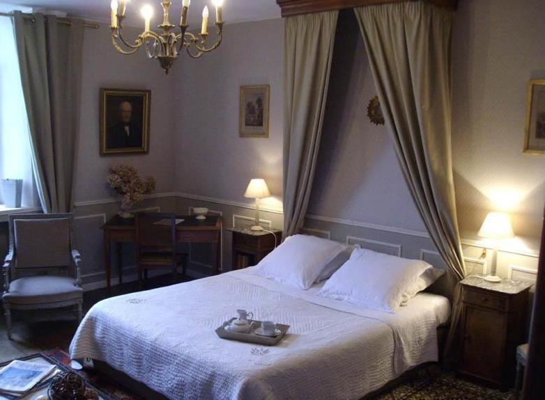 생말로 Manoir De La Baronnie B&B 외부 사진